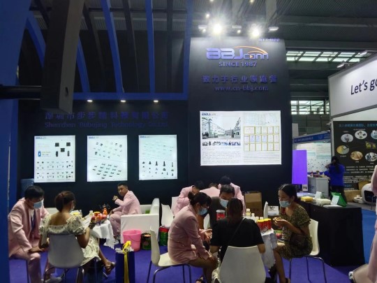 2022充電頭展現(xiàn)場(chǎng)